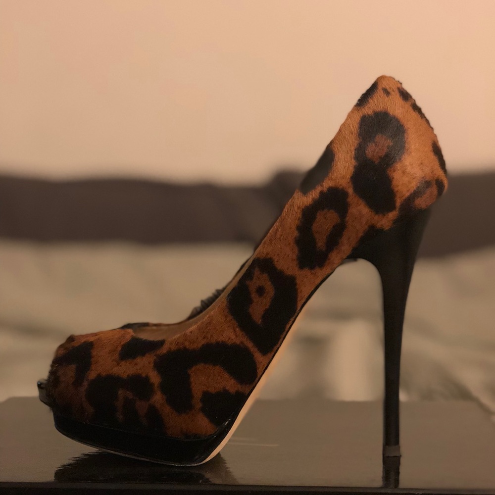 Giuseppe zanotti leopard print pony hair pumps